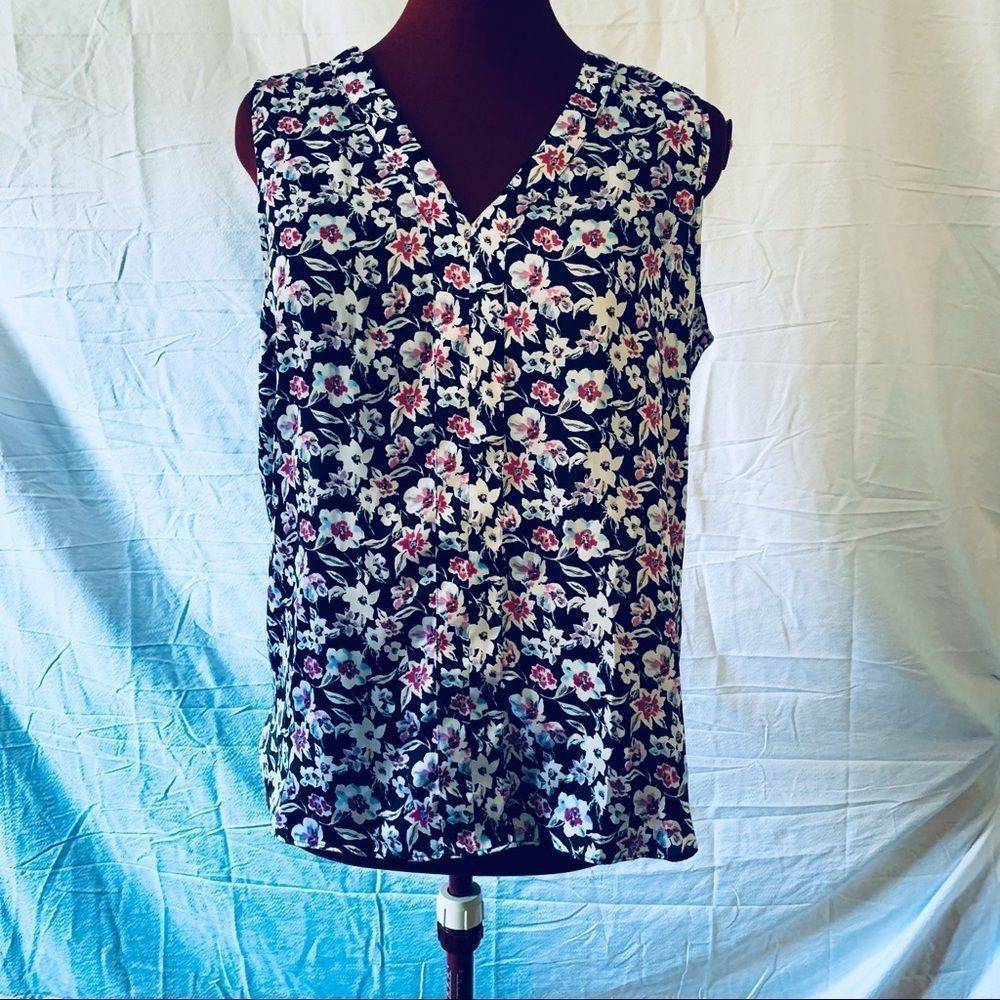 Banana Republic Floral Pattern Blouse